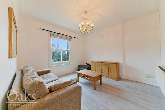 1 Bedroom Flat To Rent In South Park Hill Road, South Croydon CR2