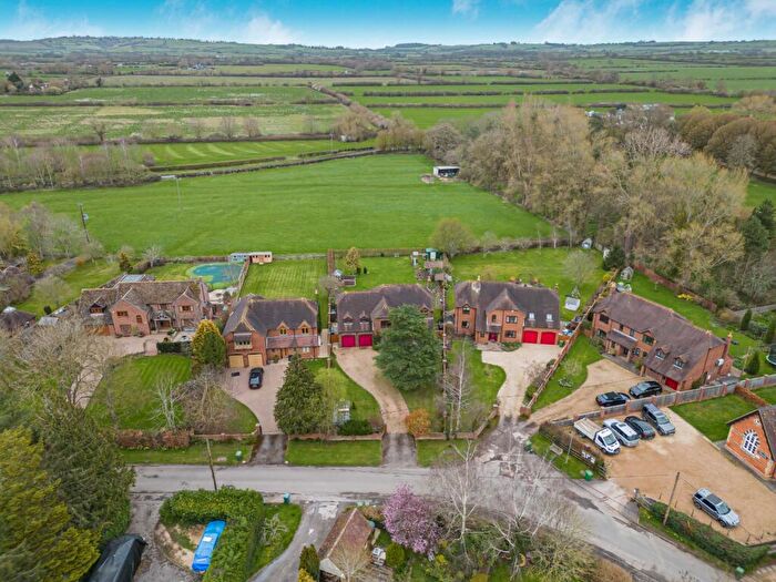 5 Bedroom Detached House For Sale In The Avenue, Worminghall, Aylesbury, Buckinghamshire, HP18