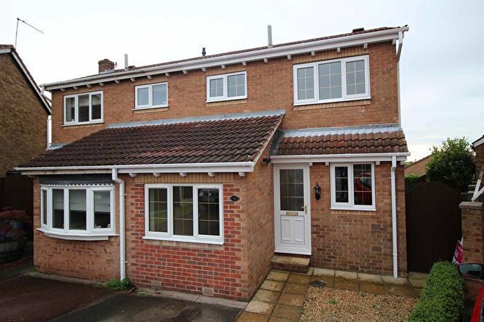 2 Bedroom Semi Detached House To Rent In Colsterdale, Worksop, S81