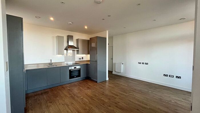 2 Bedroom Flat To Rent In Verde House, Cairo New Road, Croydon, CR0