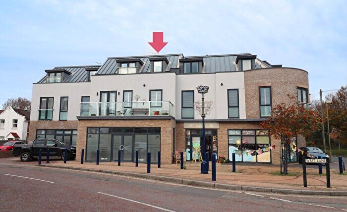 2 Bedroom Flat For Sale In Station Road, Hayling Island, PO11