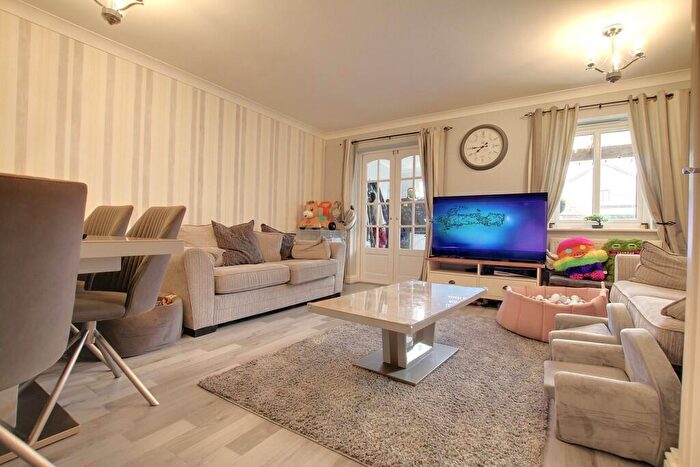 3 Bedroom End Of Terrace House For Sale In Tern Gardens, Chatteris, PE16