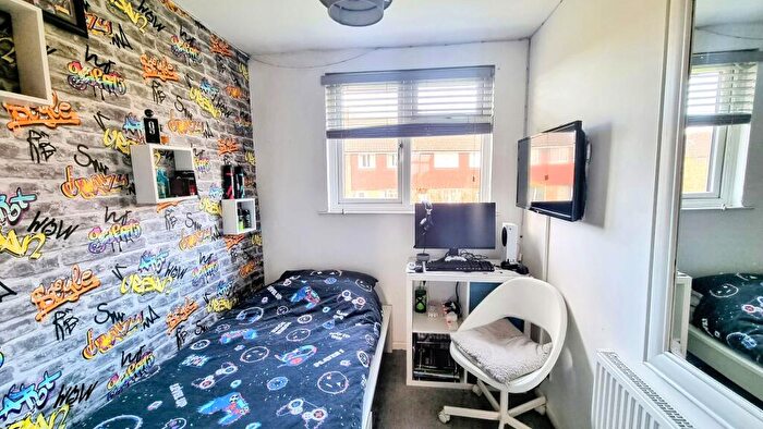 3 Bedroom End Of Terrace House For Sale In Brookway, Lindfield, RH16
