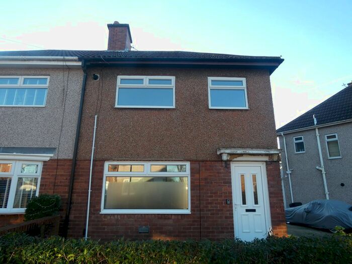 3 Bedroom Semi-Detached House To Rent In Kings Gardens, Blyth NE24