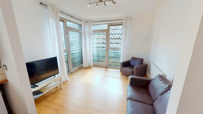 3 Bedroom Terraced House To Rent In Flat Loxley Court, St James Street, Nottingham, NG1