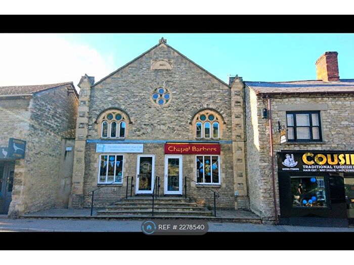 1 Bedroom Flat To Rent In Swan Court, Witney, OX28