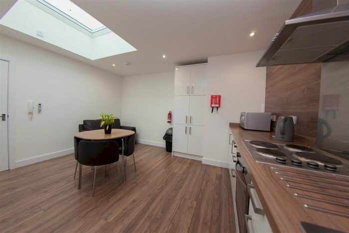 3 Bedroom Flat To Rent In Apartment, Autumn Terrace, Worcester, WR5