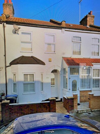 3 Bedroom Terraced House To Rent In Kingedwards Road, Enfield, EN3