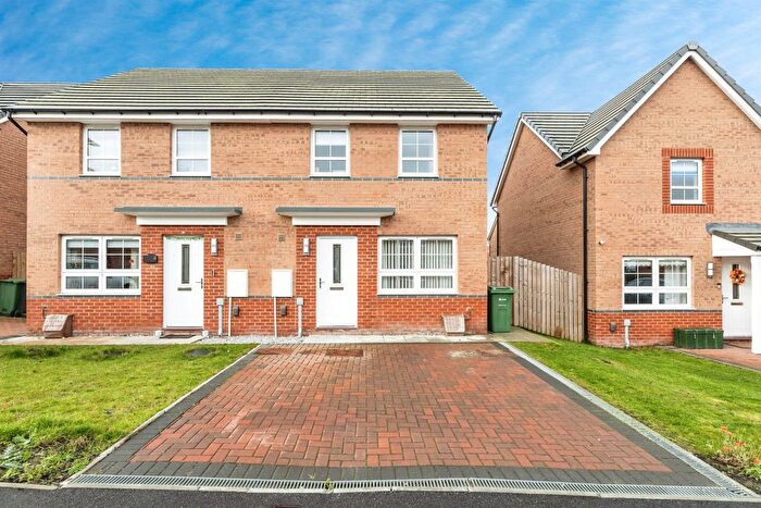 3 Bedroom Semi-Detached House For Sale In Churchyard Drive, East Ardsley, Wakefield, WF3