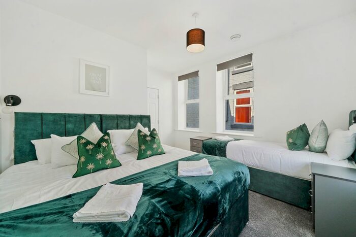 1 Bedroom Flat To Rent In Coop Street, Blackpool, Lancashire, FY1