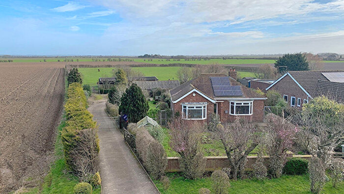 3 Bedroom Detached House For Sale In Three Acres, Sandy Bank, New York, LN4