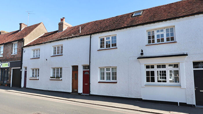 1 Bedroom Terraced House To Rent In High Street, Great Missenden, HP16