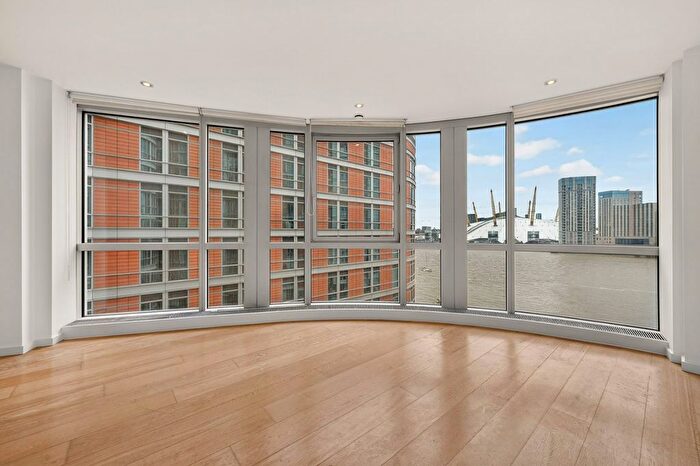 2 Bedroom Flat For Sale In Ontario Tower, Fairmont Avenue, E14