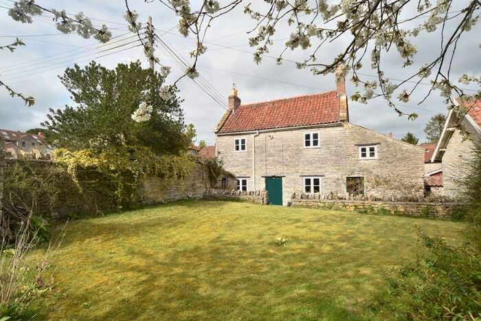 2 Bedroom Detached House For Sale In Kingsdon, Somerton, TA11