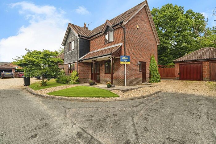 4 Bedroom Detached House For Sale In Park Close, Barford, Norwich, Norfolk, NR9