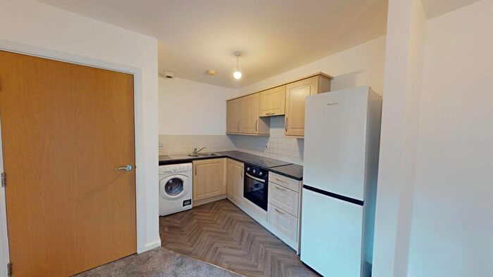 2 Bedroom Apartment To Rent In Astley Brook Close, Bolton, BL1