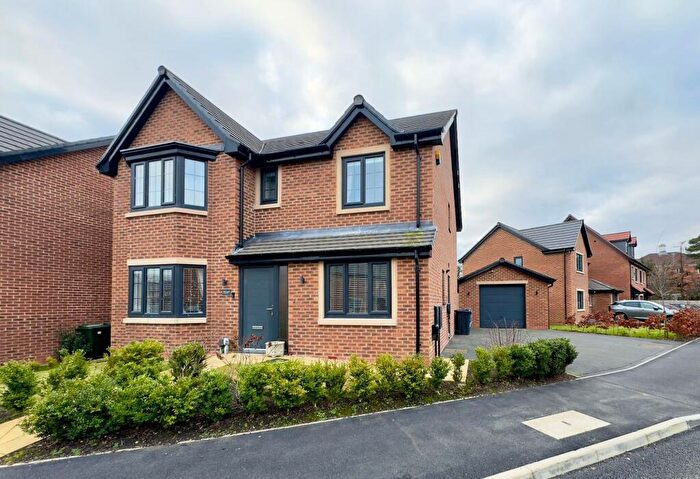 4 Bedroom Detached House For Sale In Aveling Drive, Banks, PR9