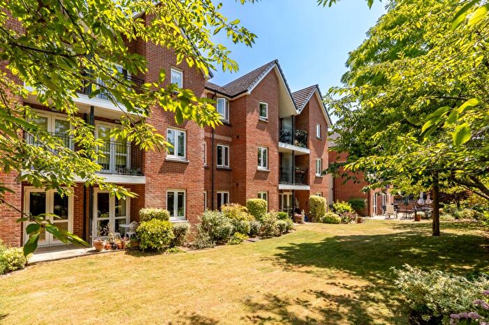 1 Bedroom Apartment For Sale In Rymans Court, Didcot, Oxfordshire, OX11