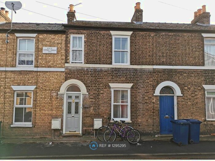 4 Bedroom Terraced House To Rent In Victoria Road, Cambridge CB4