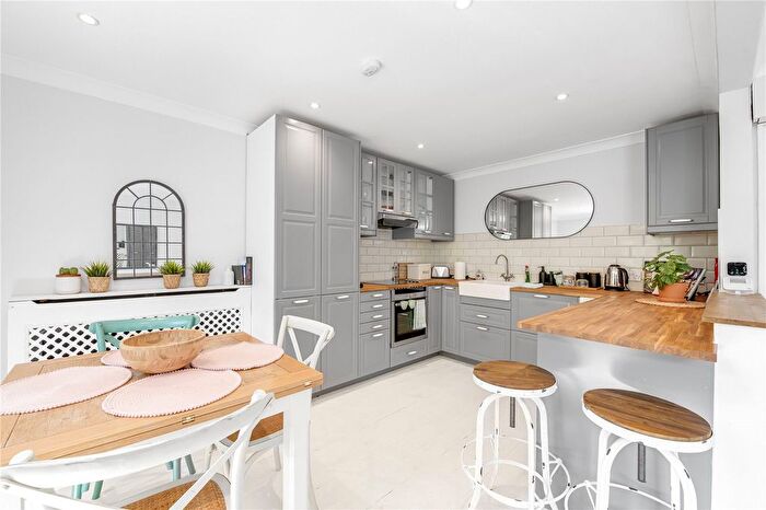 2 Bedroom Terraced House To Rent In Tavistock Crescent, London, W11