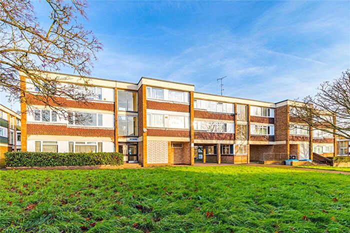 1 Bedroom Flat To Rent In Livingstone Walk, Hemel Hempstead, Hertfordshire, HP2