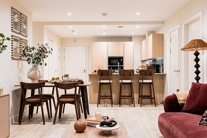 2 Bedroom Flat To Rent In Biscuit Walk, London, SE16