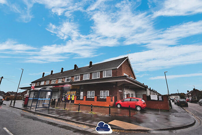 3 Bedroom Apartment To Rent In Winsford Avenue, Coventry, CV5