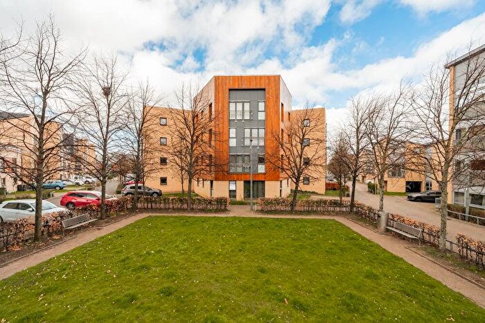2 Bedroom Flat For Sale In Moffat Way, Edinburgh, EH16