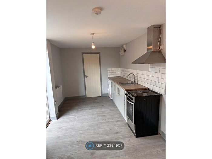 Studio To Rent In Greenford, Greenford, UB6