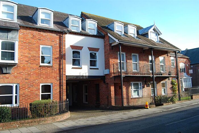 Studio For Sale In Gosport Street, Lymington, SO41