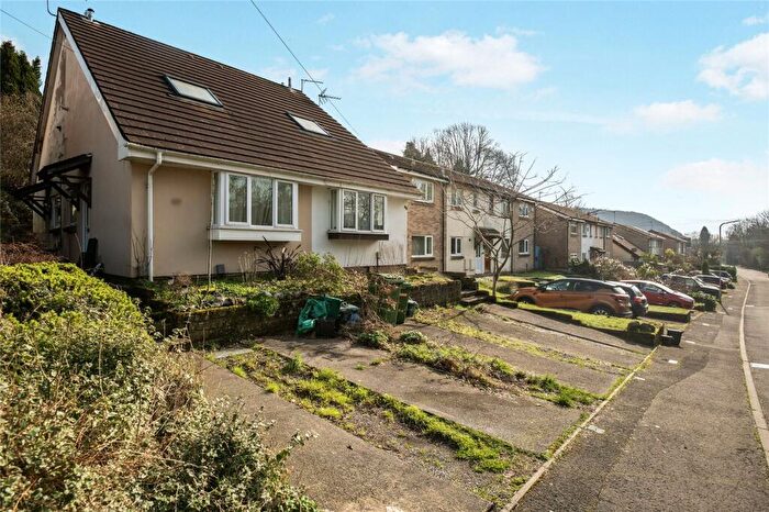 2 Bedroom House To Rent In Glan-y-Ffordd, Taffs Well, Cardiff, CF15