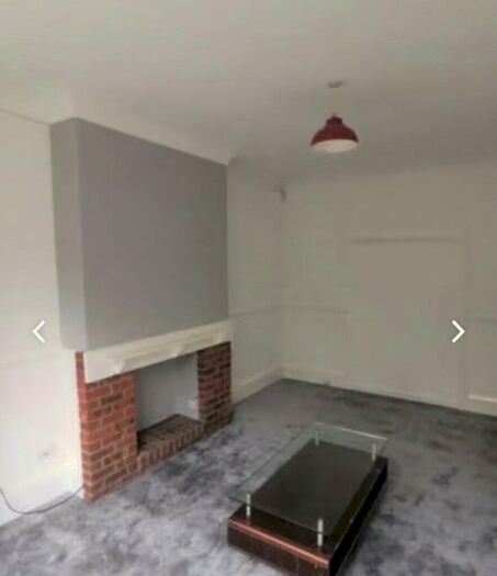 7 Bedroom Terraced House To Rent In Rokeby Gardens, Leeds, West Yorkshire, LS6