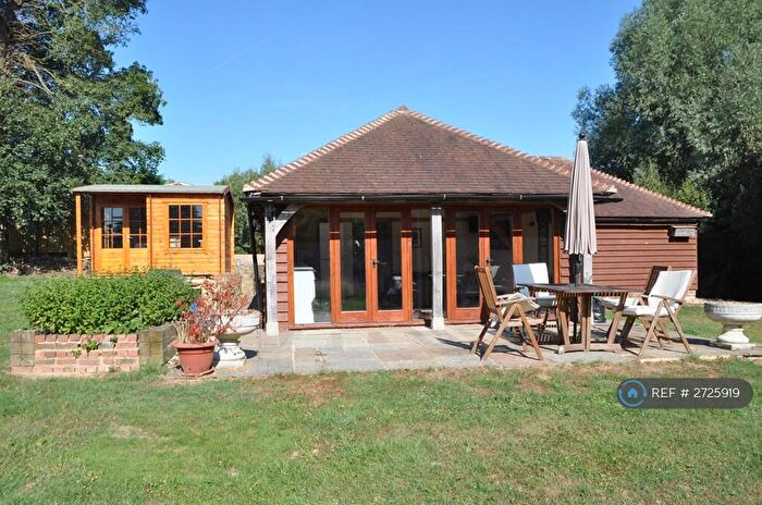 2 Bedroom Bungalow To Rent In Blackgate Lane, Pulborough, RH20