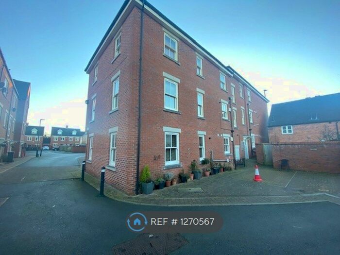2 Bedroom Flat To Rent In Taylor Court, Ashbourne DE6