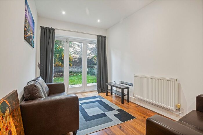 2 Bedroom Property To Rent In Victoria Road, London, NW6