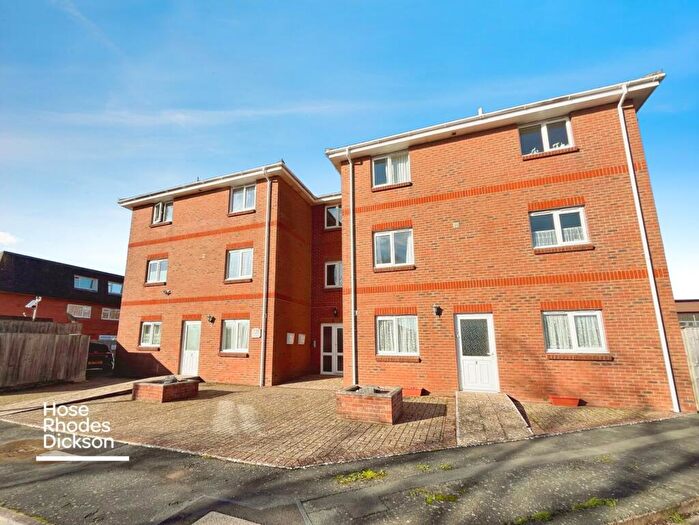 2 Bedroom Apartment For Sale In East Yar Road, Sandown, Isle Of Wight, PO36