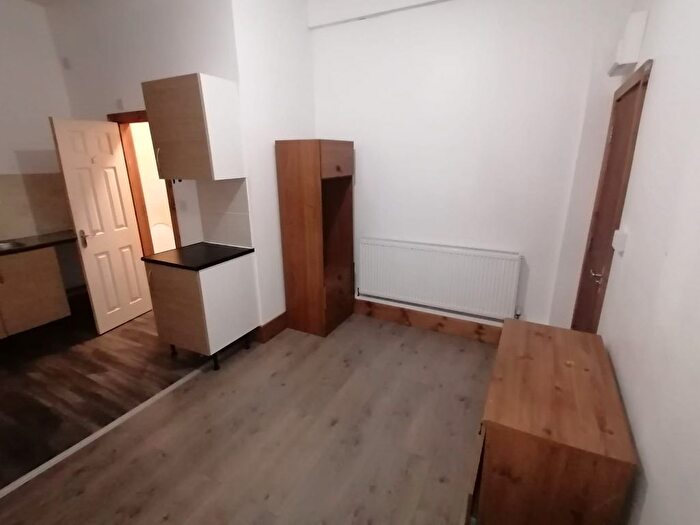 Studio To Rent In Birchfield Road, Birmingham, B19