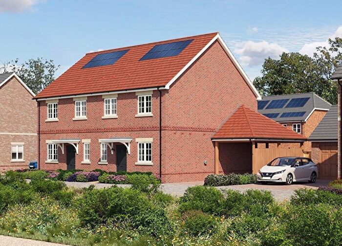 3 Bedroom Semi-Detached House For Sale In Wallingford Road, Wallingford, OX10