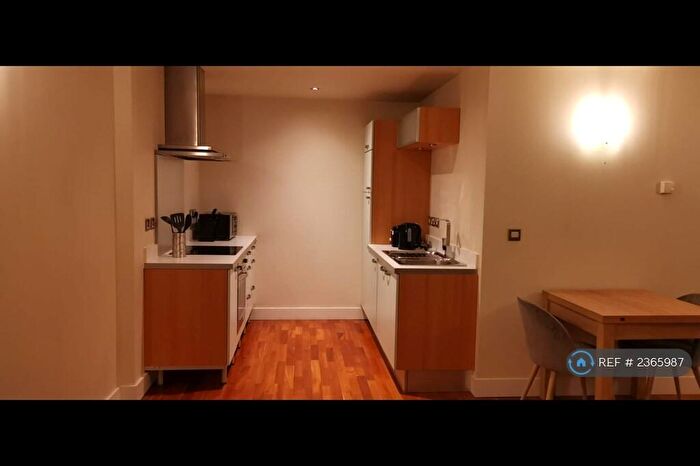1 Bedroom Flat To Rent In Thorn Walk, Reading, RG1