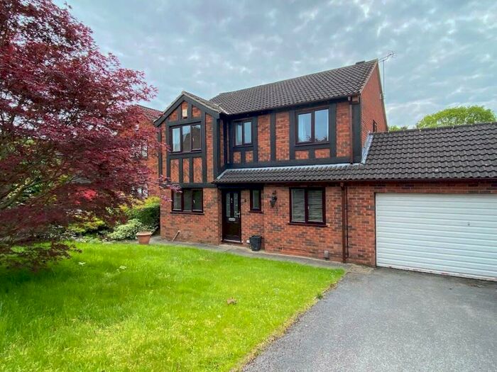4 Bedroom Detached House To Rent In South Brae Close, Littleover, Derby, DE23