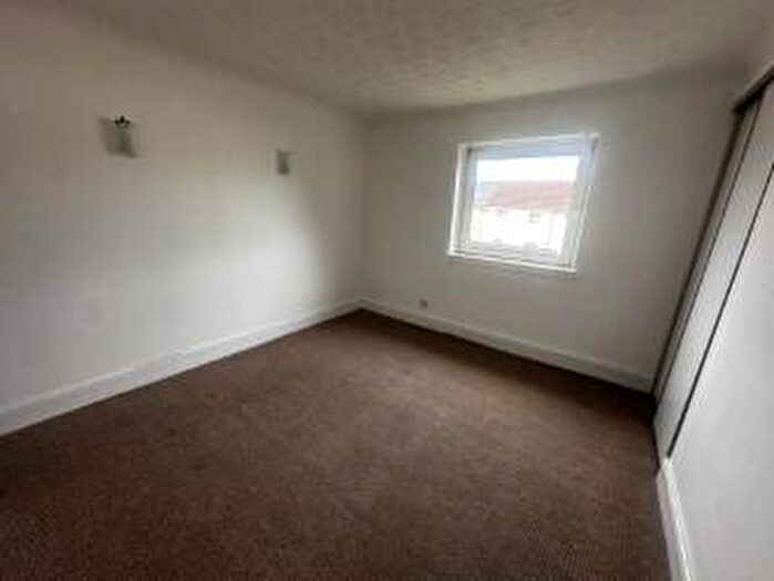 2 Bedroom Flat To Rent In Arnprior Road, Glasgow, G45