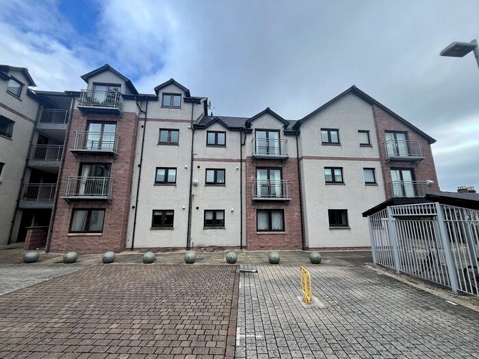 2 Bedroom Flat For Sale In Flat Riverview, Portland Place, Inverness., IV1