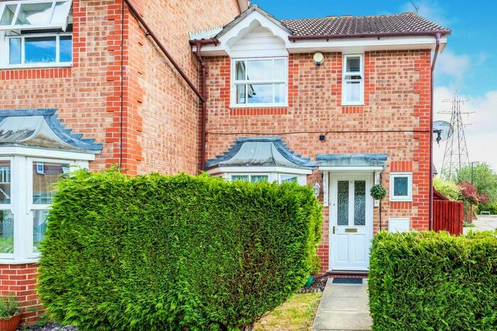 2 Bedroom End Of Terrace House To Rent In Wheeler Road, Maidenbower, Crawley, RH10