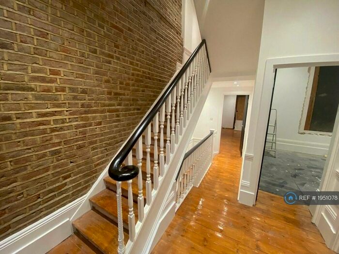 6 Bedroom Terraced House To Rent In Colvestone Crescent, London, E8