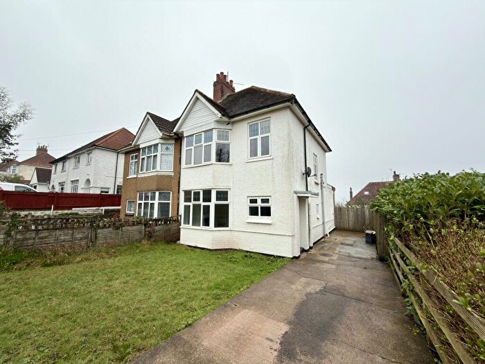 3 Bedroom Semi Detached House To Rent In Allt-yr-Yn Close, Newport, Gwent, NP20