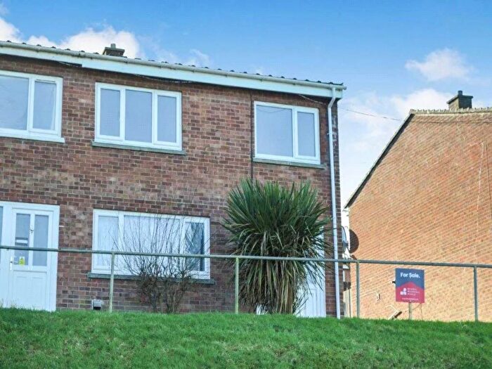 3 Bedroom Property To Rent In Rheidol Close, Penparcau, Aberystwyth, SY23