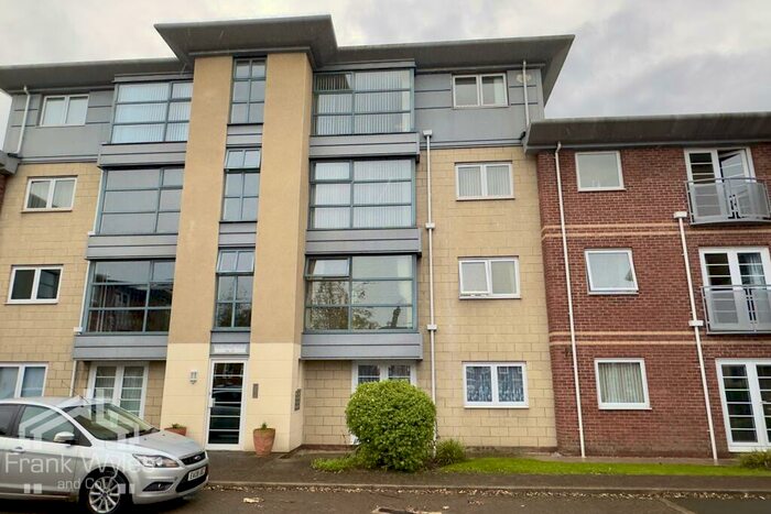 2 Bedroom Apartment For Sale In Hollinshead House Bailey Avenue, Lytham St Annes, FY8