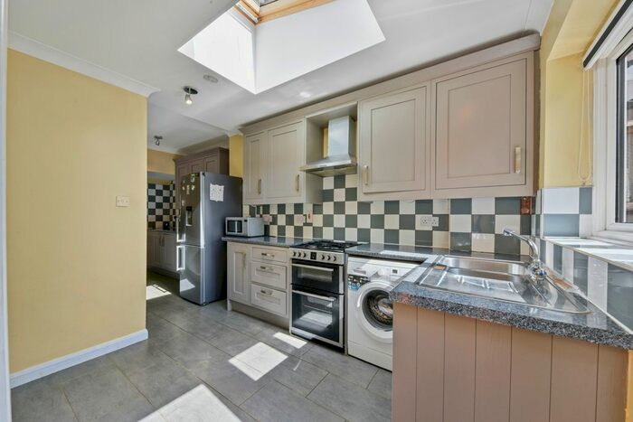3 Bedroom Property To Rent In Huntingfield Road, London, SW15