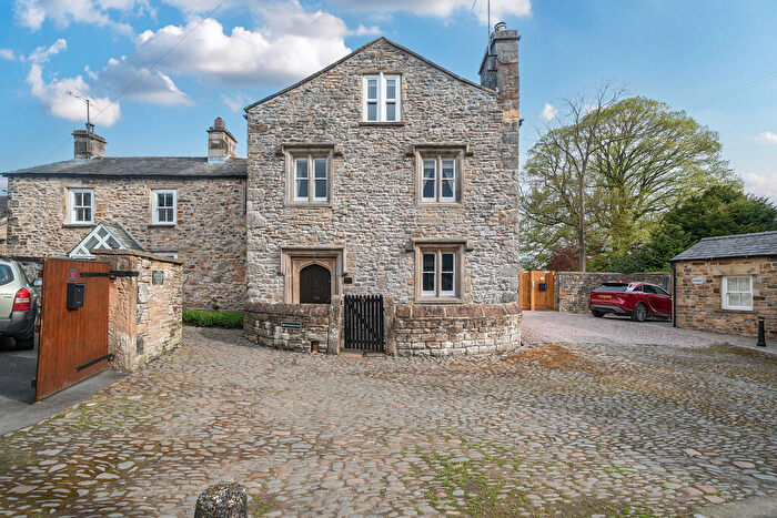 4 Bedroom Cottage For Sale In Swine Market, Kirkby Lonsdale, LA6