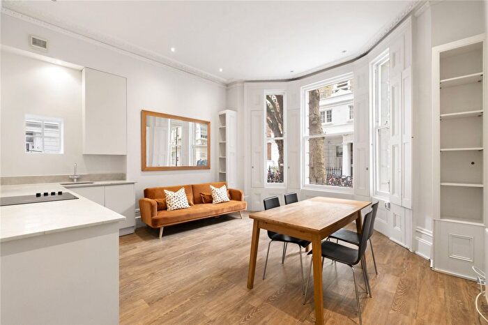 1 Bedroom Flat For Sale In Linden Gardens, London, W2